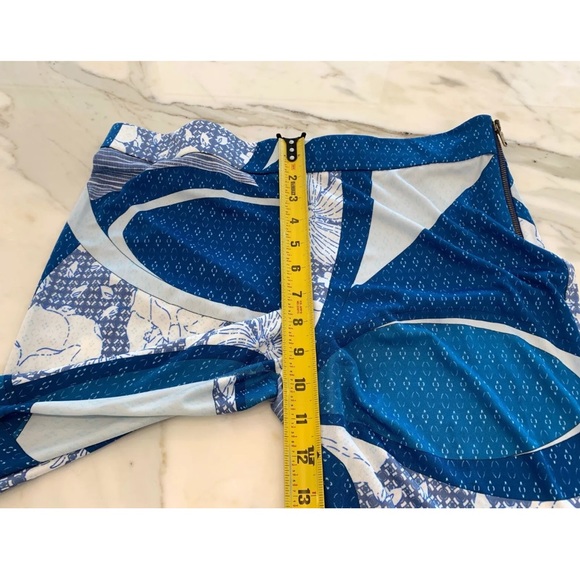 EMILIO PUCCI BLUE WHITE PRINT VISCOSE PANTS GOLD SIDE ZIPPER SIZE IT 42 / US 8 - Picture 14 of 17